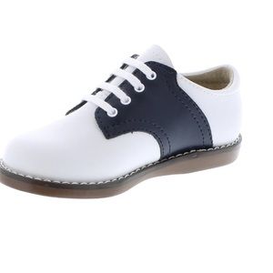 FootMates Oxford Saddle Shoes